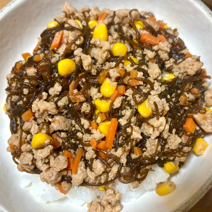 栄養たっぷり!沖縄料理!もずく丼⭐